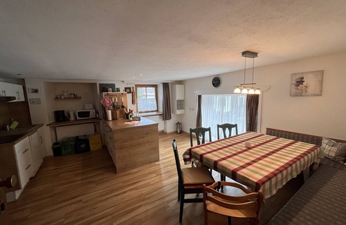 Nesselwaengle House | Spacious Apartment Edelweiß: 3 Bedrooms with Lake View