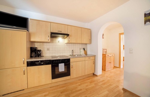 Moso in Passiria Apartment | Cozy Egarthof Arnika: Mountain View, Balcony & Garden