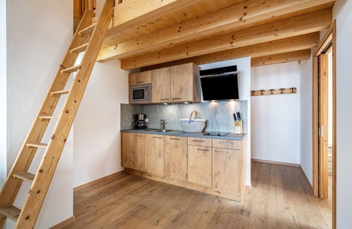 Verano Apartment | Idyllic "Eggerhof Fernblick" with Mountain Views & Wi-Fi