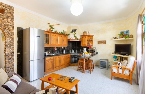 El Golfo Apartment | Cozy El Golfo Lanzarote Apartment Near Beach & National Park