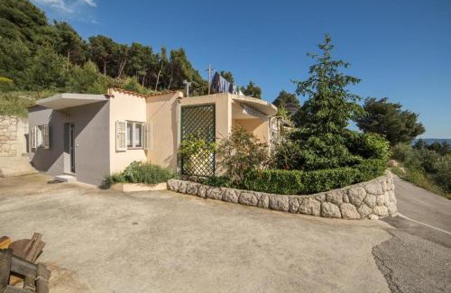 Podgora Apartment | Relax at Apartment Ela with Private Jacuzzi and High Rating