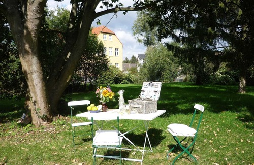 Dessau-Rosslau Apartment | Guest Rated 10/10: Apartment Elbauengewölbe with Pool