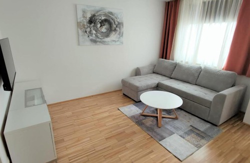 Donaustadt Apartment | Family-Friendly Apartment Elena with Garage Access