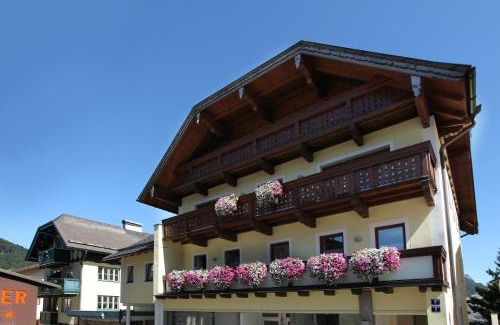 St. Gilgen Apartment | Guest Rated: Apartment Elisabeth Stadler with Hot Tub & Breakfast