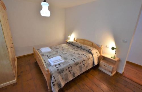 Barcis Apartment | Cozy Oceanfront Escape at Apartment Albergo Diffuso