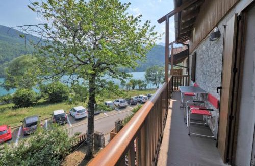 Barcis Apartment | Cozy Oceanfront Escape at Apartment Albergo Diffuso