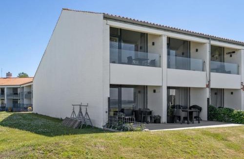 Syddjurs Kommune Apartment | Beachside Retreat: Apartment Elvin Near Djursland Sea