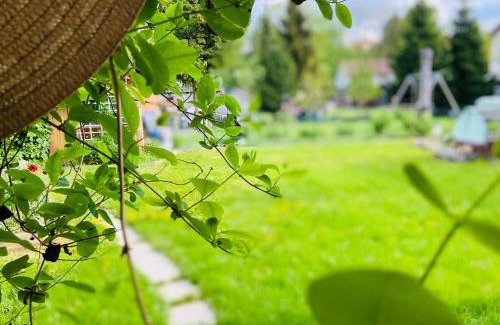 Suhl Apartment | Family-Friendly Garden Apartment Emil in Suhl
