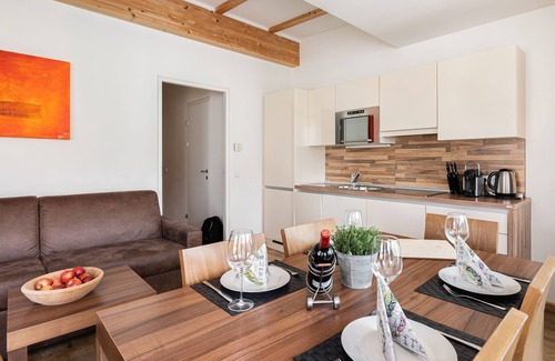 Furth Apartment | Emma by Interhome: Relaxation with Scenic Lake Views
