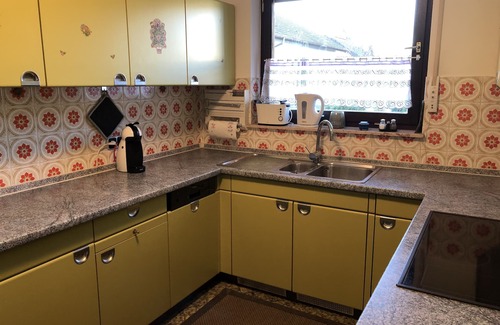 Eutingen im Gaeu Apartment | Discover Apartment Emperor Street with Pool & Spa Amenities