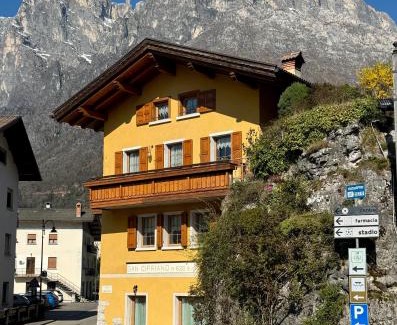 Taibon Agordino Bed & Breakfast | Apartment Enrosadira