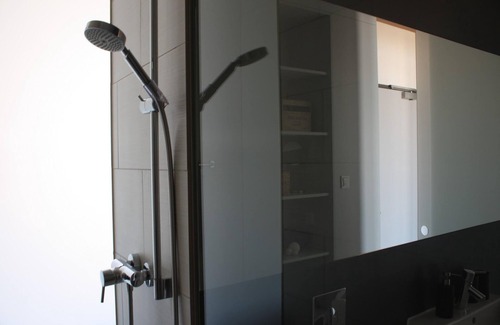 Zentrum-Suedost Apartment | Excellent Apartment with Ensuite, Balcony & Family-Friendly Amenities