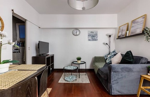 Vivienne Apartment | Apartment-Ensuite with Shower-Courtyard view-Paris