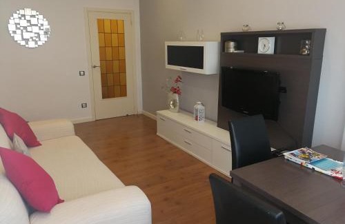 El Port Apartment | Family-Friendly Apartment Fira Barcelona Gran Via - 9.2/10