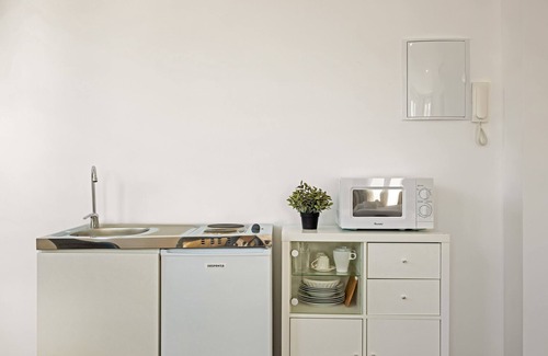 Jerez de la Frontera Old Town Apartment | Cosy Apartment 'Casa Milano 3' with Private Terrace & Wi-Fi