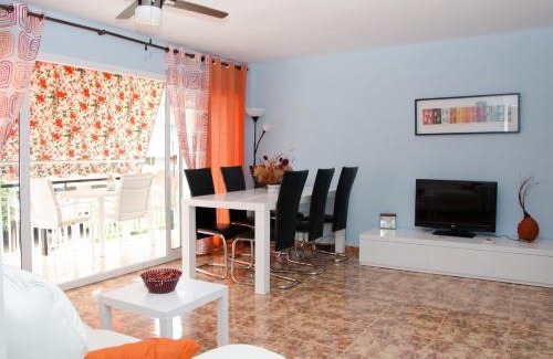 Sant Andreu de Llavaneres Apartment | Discover Apartment Llavaneres I: Oceanfront & Family Friendly