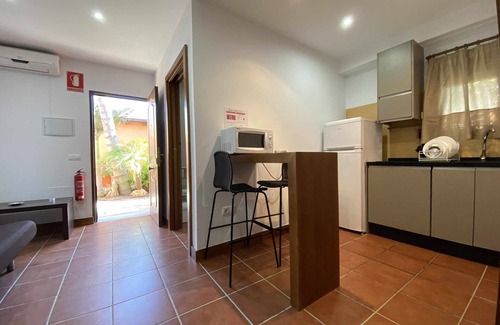El Palmar Apartment | Accessible El Palmar Apartment with Oceanfront Pool
