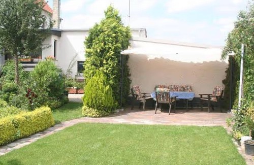 Niederau Apartment | Oceanfront Apartment 'Für 3' with Private Garden & Wi-Fi