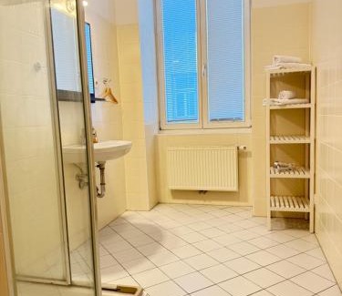Funfhaus Apartment | Apartment für 4 beim Westbahnhof