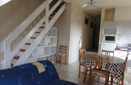 Arzon Apartment | Beachfront Apartment F 3 with Sea Views & Pool Access