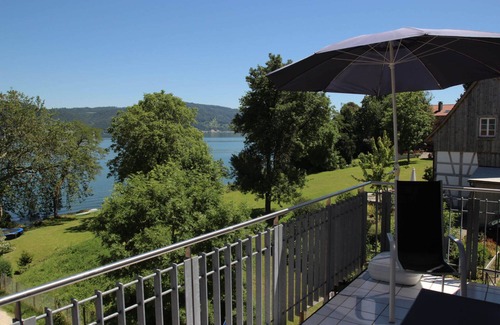 Bodman-Ludwigshafen Apartment | Lake View Apartment with Balcony and Free Wi-Fi Access
