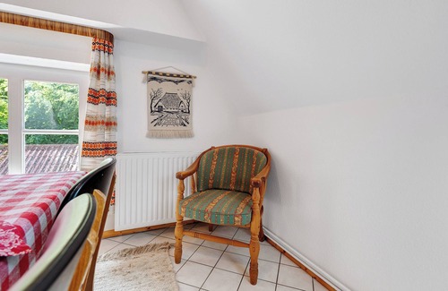 Bordelum Apartment | Apartment 'Ferienwohnung Bi-anne-to-huus' with Private Terrace, Private Garden and Wi-Fi