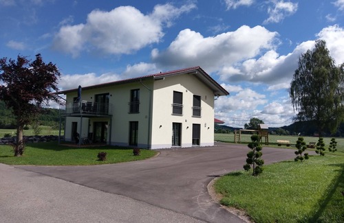 Wuchzenhofen Apartment | Relax at Ferienwohnung Im Allgäu - Biber 2 with Garden