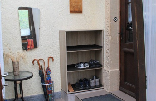 Burgk Apartment | Premier Apartment 'Ferienwohnung Schlossblick' with Terrace & Garden