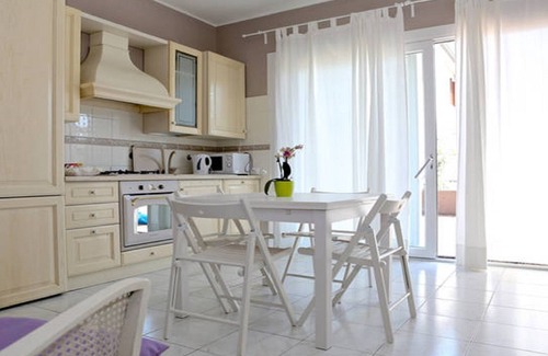 Rivoltella Apartment | Cozy Ground Floor Apartment for 4 with Ocean View & Pool