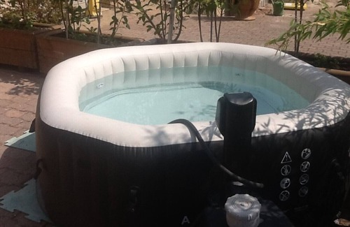 Chateaurenard House | Premier Apartment F2 Near Avignon Festival with Spa & More