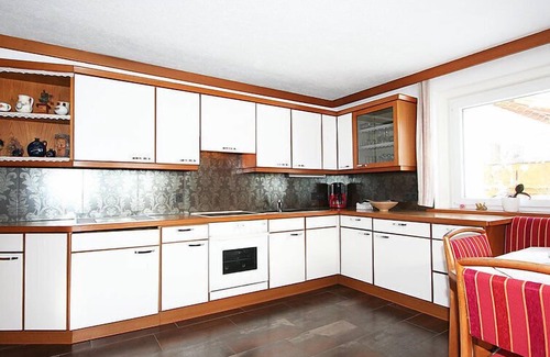 Ried im Zillertal Apartment | Relax at Rosi und Oliver with Spa and Lake Views