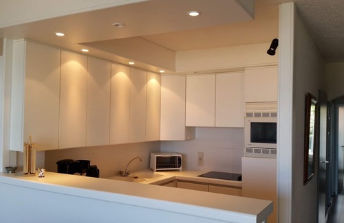 Sint-Idesbald Apartment | Seaside Apartment with Balcony & Garage - Rated 9.6/10