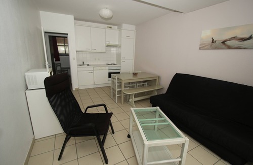 Wimereux Apartment | Oceanfront Apartment "The Natural" with Pool and Wifi