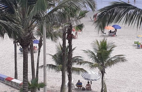 Praia Grande Apartment | Seaside Apartment with Ocean Views and Family-Friendly Amenities