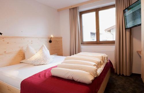 Laengenfeld Apartment | Stylish Apartment Falkner-13: Pet-Friendly Retreat