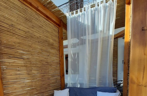 Kounelion Villa | APARTMENT family friendly - Swimming Pool - large garden with sofas.