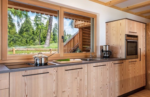 San Genesio Atesino Apartment | Modern Apartment 'Feicht' with Mountain View & Private Terrace