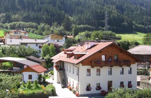 Tulfes Apartment | Family-Friendly Apartment Feichtner with 9.5/10 Rating