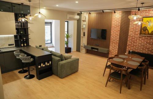 Kutaisi Apartment | Apartment Felix Varla
