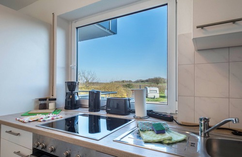 Schnetzenhausen Apartment | Relaxing Stay at Ferien am See 3 with Oceanfront Amenities