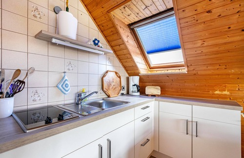 Drelsdorf Apartment | Top-Rated Ferienwohnung Hennig with Private Garden & Wi-Fi