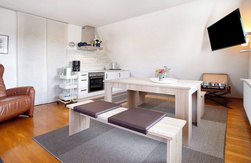 Stralsund Apartment | Apartment 'Ferienwohnung Spallholtz' with Balcony and Wi-Fi