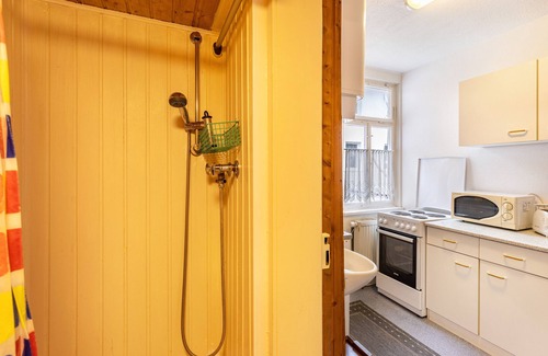 Albstadt Apartment | Cozy Apartment 'Ferienwohnung 202' with Garden & Wi-Fi