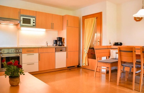 Steinach Apartment | Apartment 'Ferienwohnung Moog' with Shared Garden, Balcony and Wi-Fi