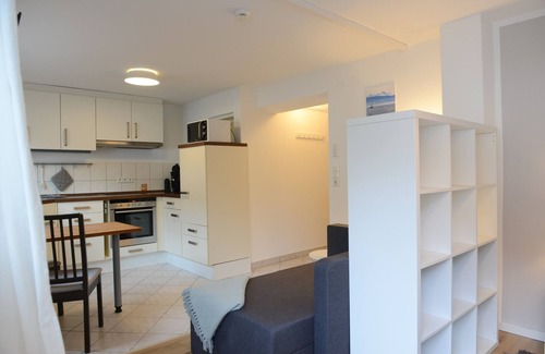 Unterpfingstweid Apartment | Seaside Retreat: Ferienwohnung Malou with Wi-Fi & Spa