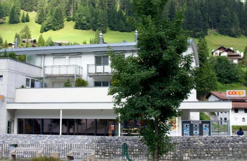 Churwalden Apartment | Family-Friendly Retreat at Apartment Ferienwohnung Saelens