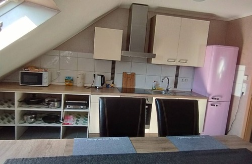 Doerpen Apartment | Apartment 'Ferienwohnung Haak' with Private Terrace, Balcony and Wi-Fi