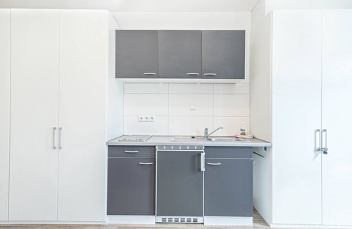 Reutin Apartment | Serene Apartment “Ferienwohnung Eyrich EG” by Lake Constance