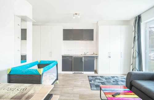 Reutin Apartment | Serene Apartment “Ferienwohnung Eyrich EG” by Lake Constance