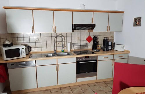 Vietmannsdorf Apartment | Unwind at Ferienwohnung Eulenhof: Terrace, Garden & Wi-Fi